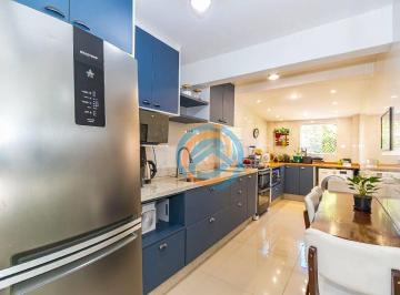 f850e0f444d3dc3572557b3103a9fac6ed4dcc1e · Apartamento Garden no Capão da Imbuia