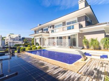 d9ac7c7a409326ad883b78a9c227e63769d427c2 · ESPETACULAR RESIDENCIA COM 5 QUARTOS - PISCINA - TERRENO DE 1337,70 M2