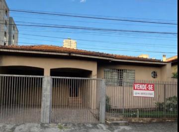 Casa de 4 quartos, Guarapuava · Casa a venda no bairro TRIANON
