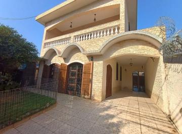 Casa de 4 quartos, São Vicente · Sobrado dos sonhos para sua família com 4 quartos, uma suíte, três vagas