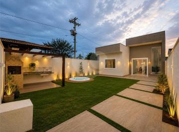 Casa · 71m² · 2 Quartos · 2 Vagas · Casa com 2 quartos à venda em Guriri - RJ