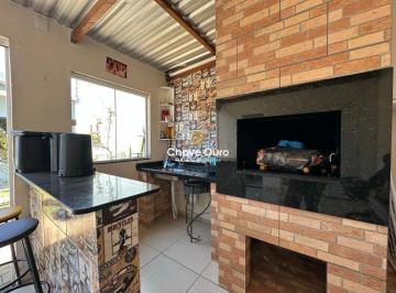 Casa · 180m² · 3 Quartos · Casa à venda - em Cascavel