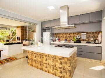 Casa · 300m² · 4 Quartos · 4 Vagas · Condomínio Entre Lagos - Casa com 4 quartos - 2 suítes - 4 vagas - estuda permutar - Sobradinho