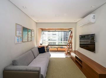 Apartamento · 72m² · 2 Quartos · 1 Vaga · Apartamento reformado à venda em Moema - São Paulo/SP - 72 m²  2 quarto (1 suíte)  1 vaga