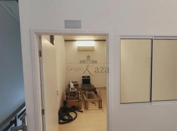 Comercial · 11m² · Oportunidade - Sala Comercial - Jardim das Industrias - 11,52m².