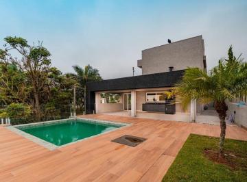 Casa de 3 quartos, Santana de Parnaíba · Casa com 3 suites à venda no Condomínio New Ville em Santana de Parnaíba