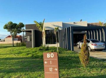 Casa de 3 quartos, Porangaba · Casa Condomínio Ninho Verde I Porangaba 300 m² 3 quartos São Paulo