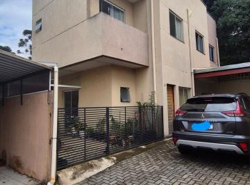 Casa de 3 quartos, Curitiba · Sobrado com 3 quartos no Pinheirinho
