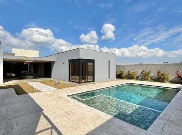 9251ceac74f4b5fb553ca5bdf63d7151b3f9cd99 · Casa Nova Térrea por R$ 4.000.000 em Condomínio Fechado