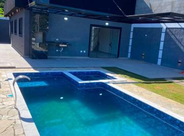Casa · 300m² · 3 Quartos · 3 Vagas · Casa Térrea com Piscina à Venda em Terra Preta – Mairiporã/SP