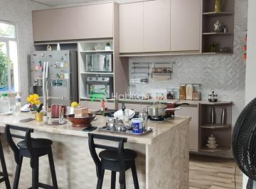 Casa · 170m² · 3 Quartos · 2 Vagas · RESIDENCIAL VILLA SUIÇA - VENDA | LINDA CASA DUPLEX NO VILLA SUÍÇA – PONTA NEGRA
