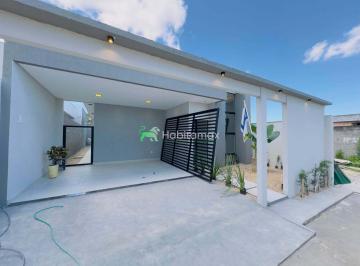 Casa · 120m² · 3 Quartos · 2 Vagas · Casa de Alto Padrão em Localização Privilegiada | 3 Quartos e Pé-Direito Alto