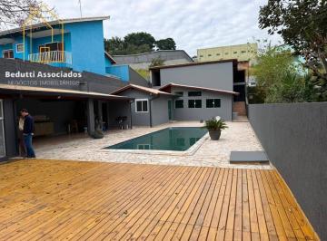 Casa · 205m² · 3 Quartos · 2 Vagas · CASA REFORMADA, 03 DORMITÓRIOS, PLANEJADOS NOVOS. estuda (Permuta)