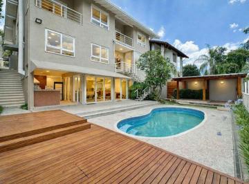 Casa de 4 quartos, Carapicuíba · Casa à venda Carapicuíba - 450 m ² com 4 suítes e 6 vagas