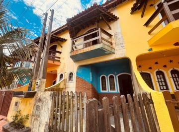 Casa de 2 quartos, Itanhaém · Sobrado a Apenas 20 Metros do Mar no Jamaica em Itanhaém – 2 Dormitórios e Churrasqueira