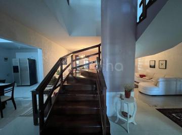 1 · Casa de 434m² com 6 quartos sendo 3 suítes em Palhoça