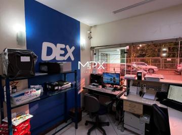 Comercial · 230m² · 2 Vagas · Salão à venda no bairro Cidade Alta em Piracicaba