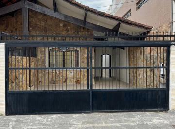Casa de 2 quartos, Praia Grande · Excelente Casa Térrea Reformada c/Piscina e Churrasqueira - Perto Da Praia - Excelente Localização -