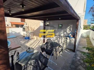 Casa · 320m² · 4 Quartos · 5 Vagas · Casa de Alto Padrão para Locação Village Intermares