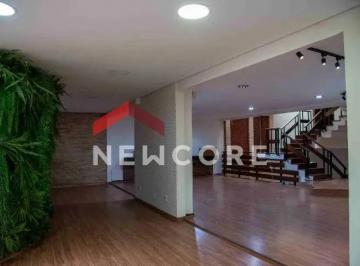 Casa · 212m² · 4 Quartos · 2 Vagas · Casa em Rua Maria Quitéria - Alto da Boa Vista - Ribeirão Preto/SP