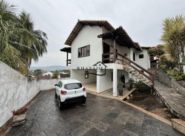 Casa · 240m² · 3 Quartos · 5 Vagas · Oportunidade Casa de esquina 3 suítes 600m2 em Camboinhas/Niterói.