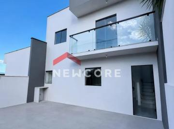 Casa · 70m² · 2 Quartos · 2 Vagas · Sobrado em  Rua Jarivatuba - Jarivatuba - Joinville/SC