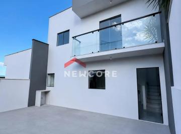 Casa · 70m² · 2 Quartos · 3 Vagas · Sobrado em Rua Jarivatuba - Jarivatuba - Joinville/SC