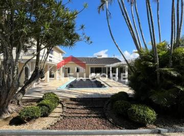 Casa · 300m² · 5 Quartos · 5 Vagas · Casa em  Rua Santa Maria - Centro - Imbé/RS