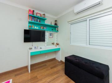 3d6e8522-a1f8-4c32-b2f9-381b2b240fab · Imperdível sobrado para venda em Sacomã com 5 quartos, sendo 1 suíte, 245m²