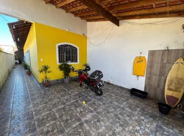 Casa de 2 quartos, Itanhaém · Casa no Jardim Suarão em Itanhaém – 2 Dormitórios, Churrasqueira e Apenas 800 Metros do Mar