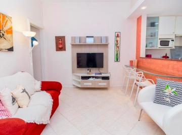 Apartamento · 53m² · 1 Quarto · Apartamento 1 Quarto e sala com vista mar em Copacabana