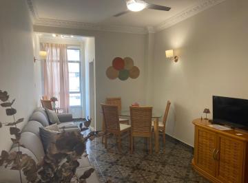 Apartamento · 86m² · 3 Quartos · 1 Vaga · Flamengo! 2qtos reformadíssimo, mobiliado e digitalizado, quadra da praia!