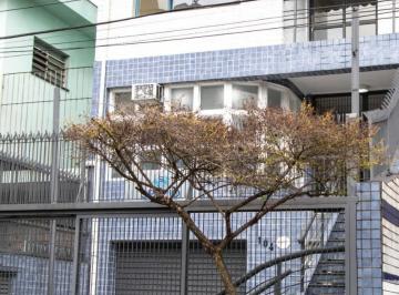 Comercial · 240m² · Prédio comercial na Rua Conselheiro Moreira de Barros, N. 104 • 240 m²