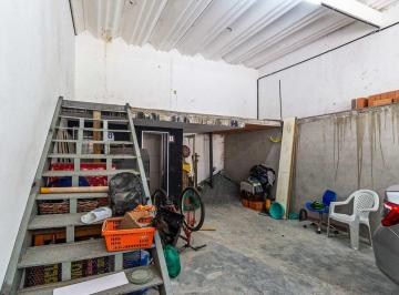 Comercial · 90m² · Loja na Rua Conselheiro Nébias, N. 799 - A • 90 m²