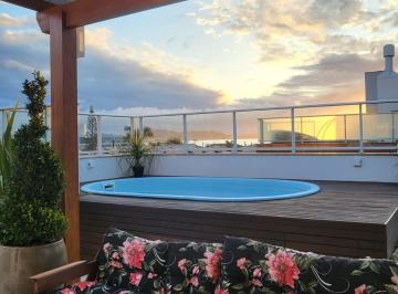 Apartamento · 146m² · 3 Quartos · 2 Vagas · Cobertura a venda com 3 quartos (1 suite), 146 m² - Cachoeira do Bom Jesus, Florianópolis