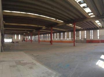 l0528a.jpg · Comercial - Parque AnhangÜera