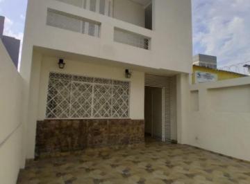v9669a.jpg · Comercial - Centro