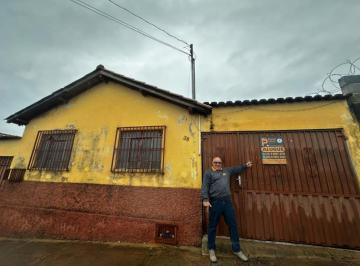 casa-com-2-quartos-em-nepomuceno-mg-no-bairro-vila-menezes-imovel432109-img6a2ad09c3a6d1.jpg · Casa com 2 quartos para alugar em Nepomuceno, no bairro Vila Menezes