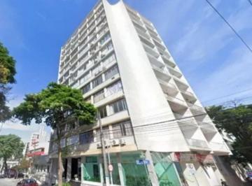 Apartamento · 85m² · 2 Quartos · 1 Vaga · Apartamento 2 dormitórios, dependência completa, 1 vaga de garagem, à venda, Centro de Fpolis, SC
