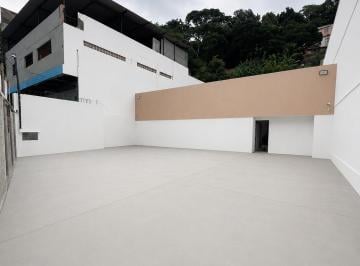 Comercial de 17 quartos, Vitória · Imóvel Comercial na Av. Vitória com 474m² construídos, 2 pavimentos independentes e estacionamento