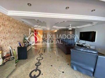 Casa · 270m² · 4 Quartos · 5 Vagas · Casa à venda na Vila Metalúrgica, Santo André