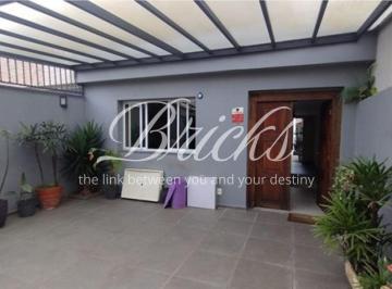 Casa · 124m² · 3 Quartos · 2 Vagas · CASA VENDA - CAMPO BELO - REFORMADO