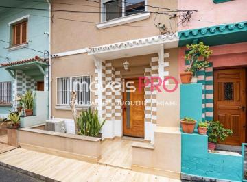 Casa · 110m² · 2 Quartos · 1 Vaga · Linda casinha de vila reformada na Vila Mariana !