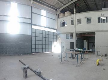 Comercial · 350m² · 10 Vagas · ALUGO GALPÃO NO JD TRÊS MONTANHAS -880 M² R$ 14.000,00