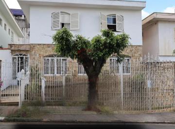 Casa · 420m² · 4 Quartos · 6 Vagas · Sobrado em Excelente Localização