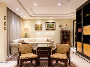 Apartamento · 235m² · 4 Quartos · 2 Vagas · Excelente oportunidade no tradicional Condomínio Acapulco Jd. Europa