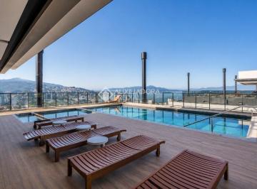 PISCINA ADULTO E INFANTIL ÁTICO · Apartamento semi mobiliado com 2 dormitórios e vista mar no centro de Florianópolis.