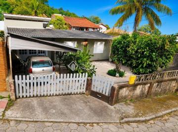 Casa · 70m² · 3 Quartos · 1 Vaga · Auxiliadora vende oportunidade em Sambaqui