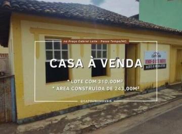 Casa · 243m² · Casa á venda na Praça Gabriel Leite - Passa Tempo/MG.