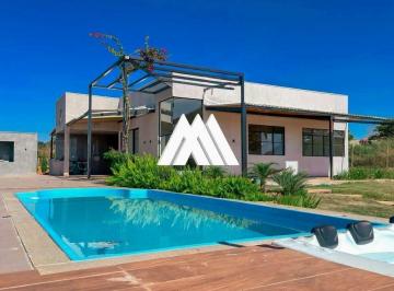 Casa · 180m² · 3 Quartos · 1 Vaga · CASA PARA VENDA - PORTAL SERRA AZUL- ITAÚNA MG